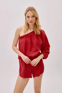 Capri Deep Red Linen Shorts 