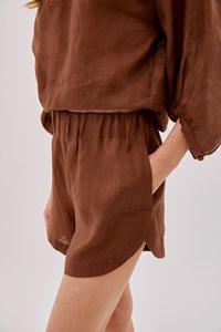 Capri Cappuccino Linen Shorts