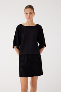 Kate Black Pleated Above-Knee Skirt