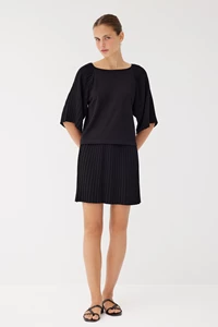 Kate Black Pleated Top