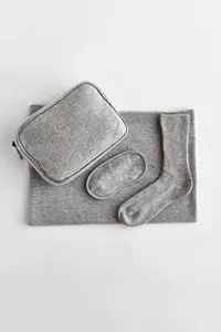 Oatmeal Cashmere Blend Travel Set