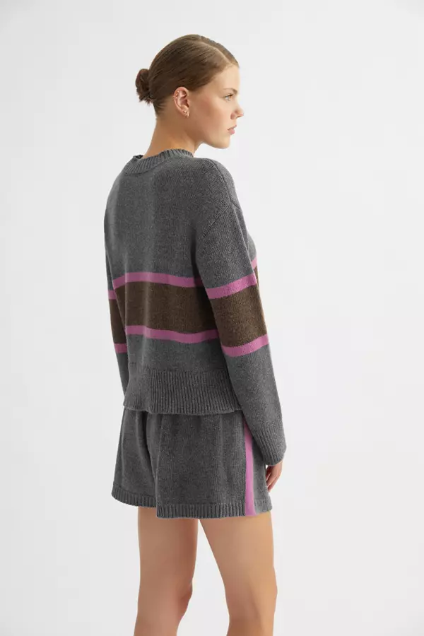 Cloudy Grey and Pink Striped Cashmere-Blend Shorts
